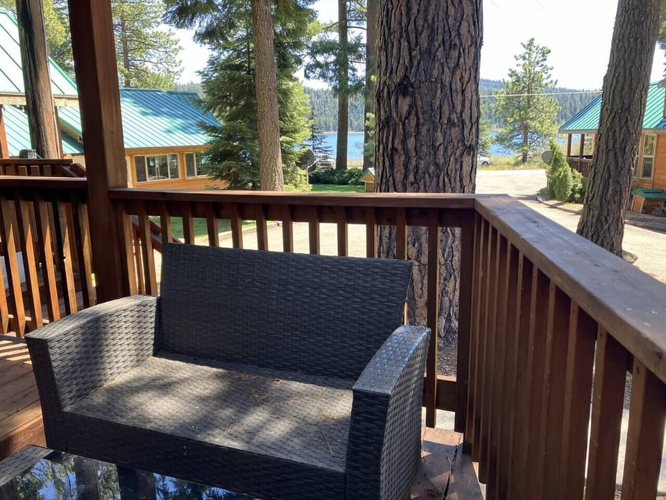 0f6f9977 ac12 4543 bf85 c54b8c24e725