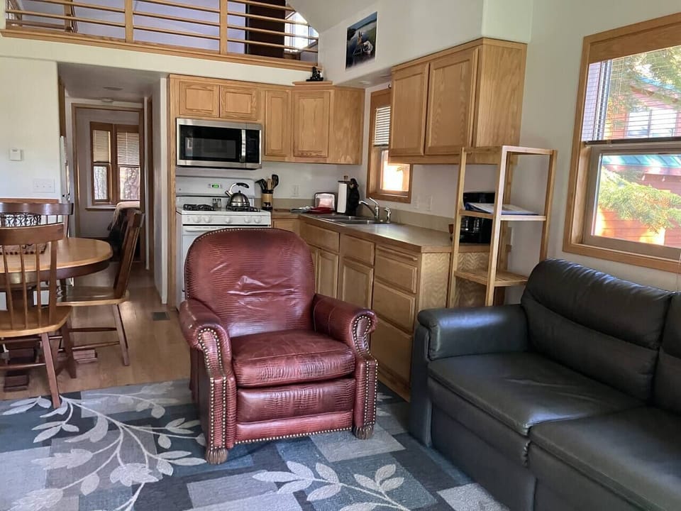 7432625b 51f2 4cef 8351 a19606b2e8dc