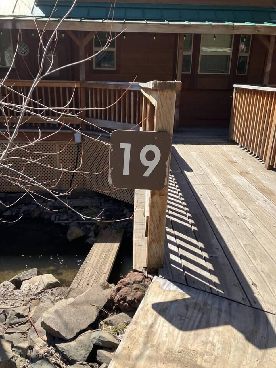 8feb5114 b2f3 46c9 b91f d26506b84ead