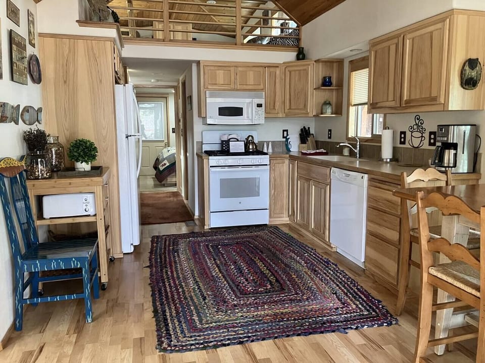 3f26f381 9384 40a5 838f 4ab536298ffc