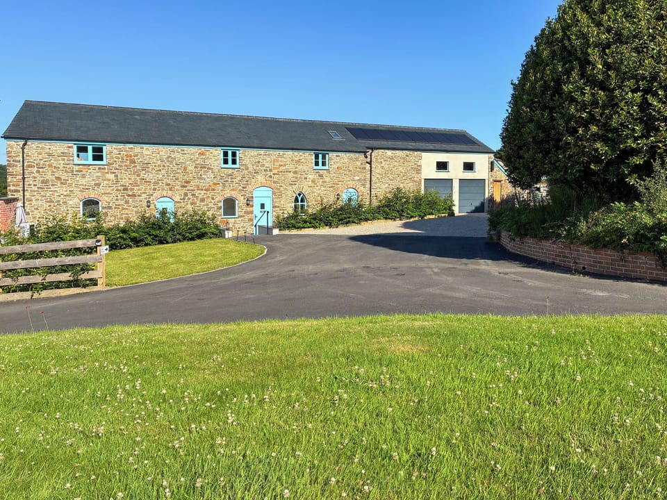 Exterior | Lavender Cottage - Goldburn Barns, near Okehampton