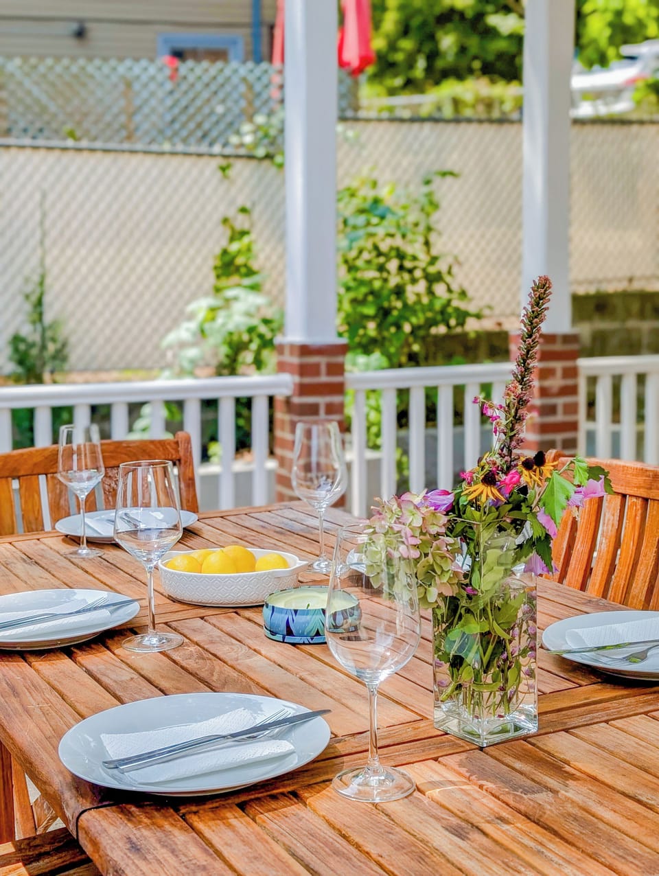 Outdoor dining