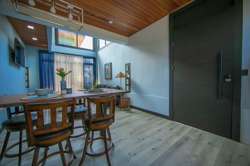 Kitchen/dining area/living room view