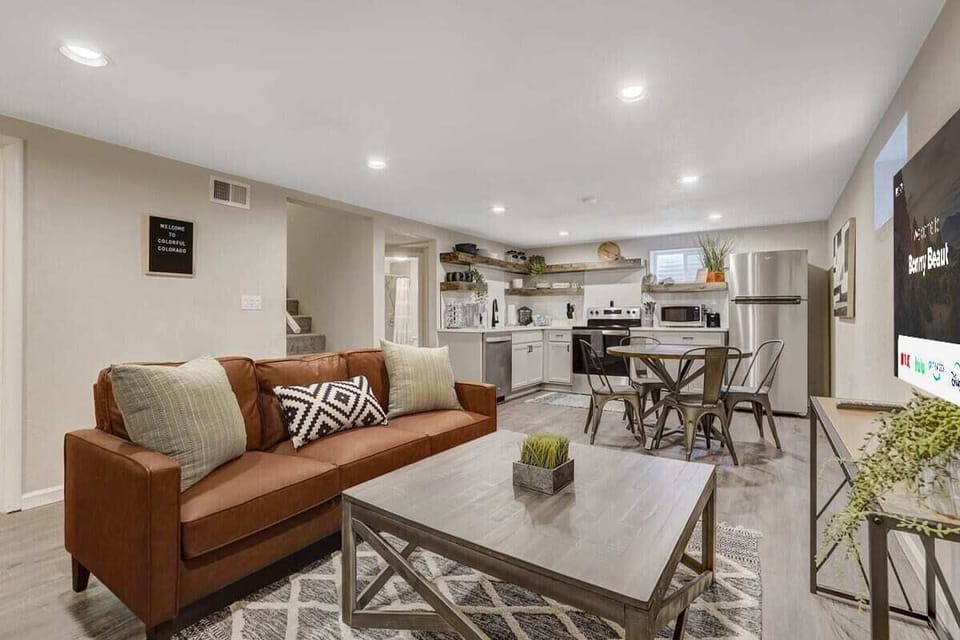 Effortless Flow! Our Open-Concept Design Connects Living Room, Kitchen, and Dining Area for Maximum Comfort and Convenience on Your Vacation