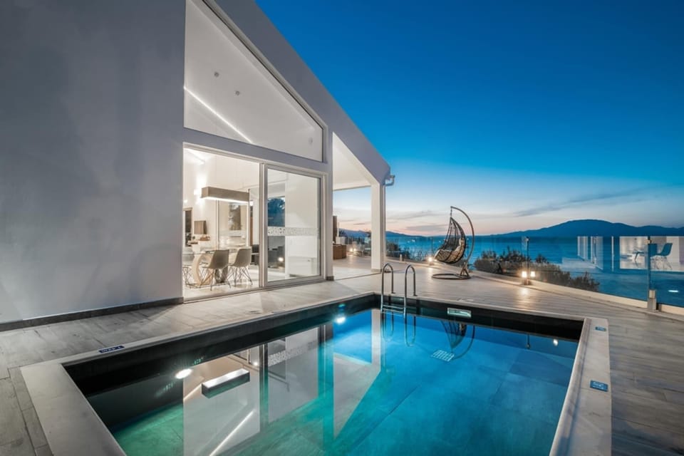 Holiday Home Swimming Pool