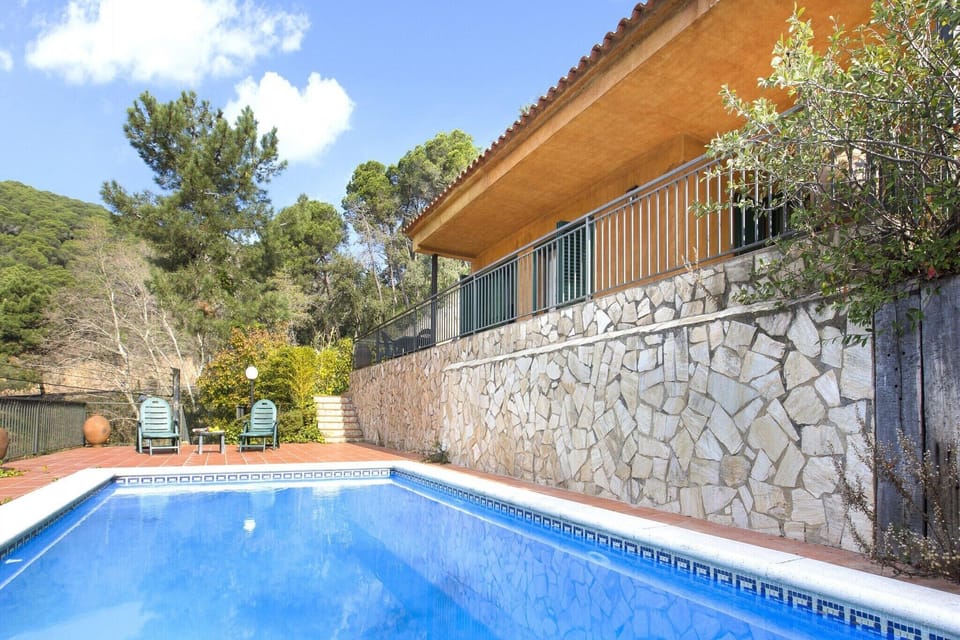 Holiday Home Swimming Pool