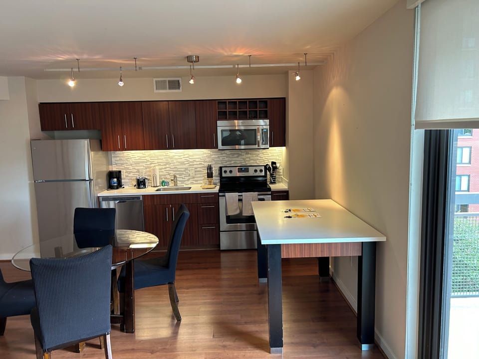 kitchen in apt.