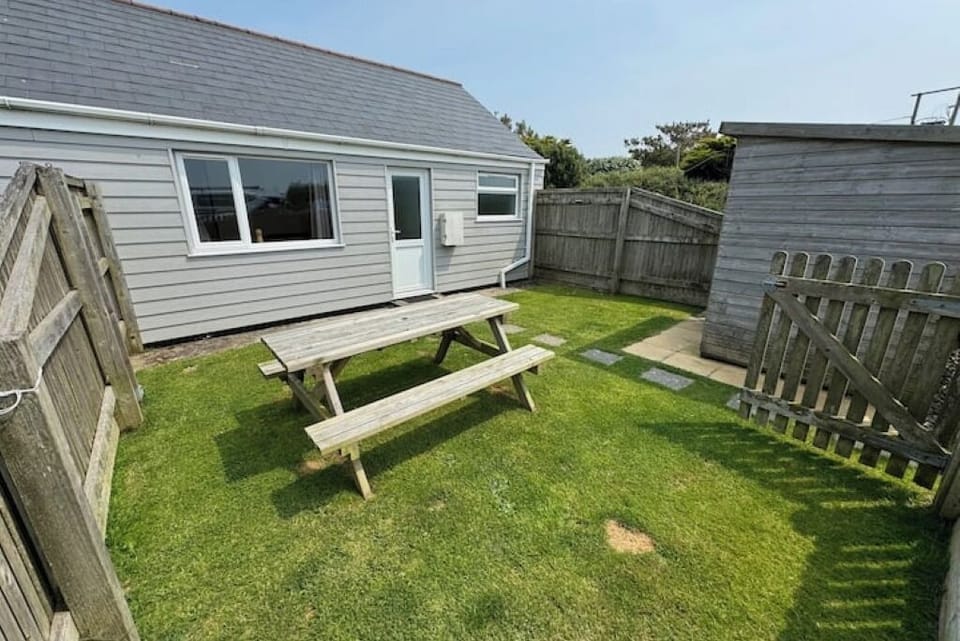 Atlantic View Chalets 4 - Private Garden