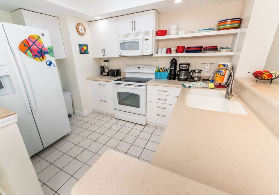 Fully equipped kitchen