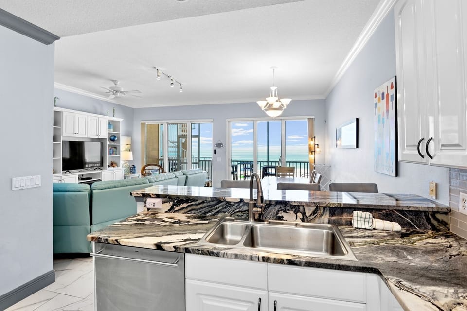 Kitchen, Breakfast Bar