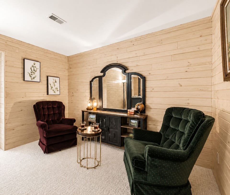 Ground floor mini bar area. 