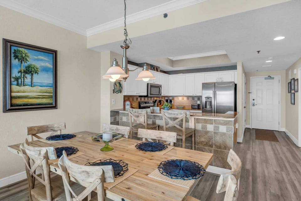Additional seating at breakfast bar