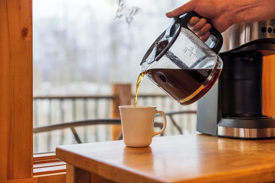 Nothing beats a hot cup of coffee with this view—pour, sip, and soak in the peaceful stillness.