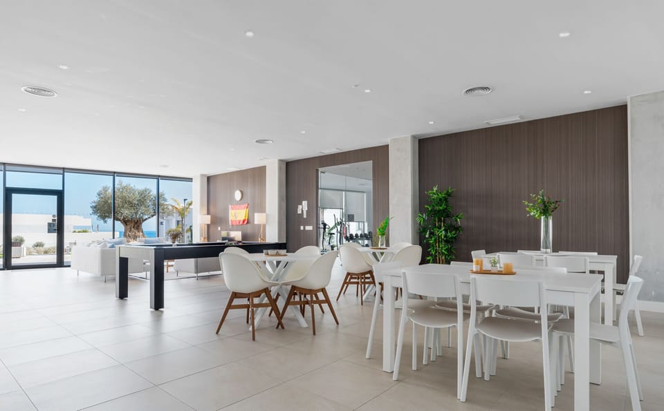 e99b8d3f-85d8-4a16-99d5-a7cef0ee1847