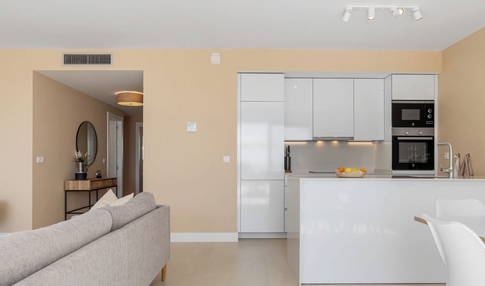 51ef2527-3ff2-43bc-a642-a3ec8718c8aa