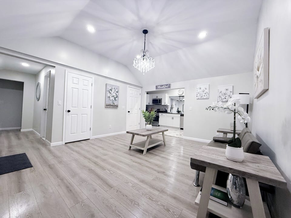 Living room 1 in entrance