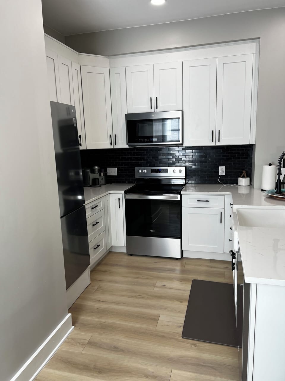 Fully functional kitchen with coffee maker & cookware