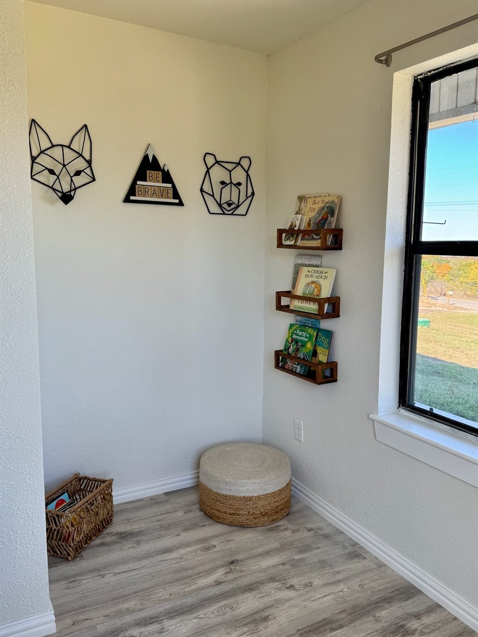 sunroom reading nook