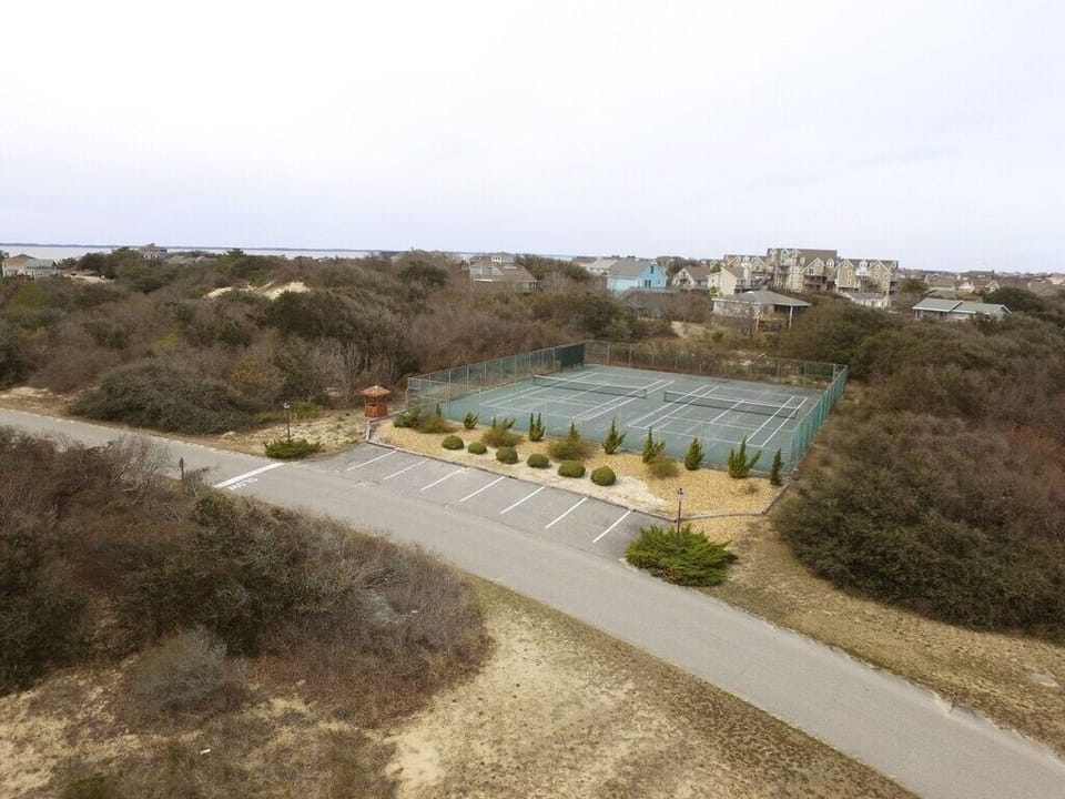 Tennis Courts
