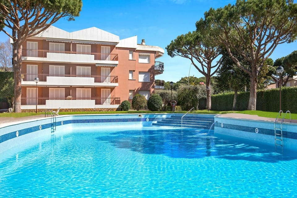 Holiday Home Swimming Pool
