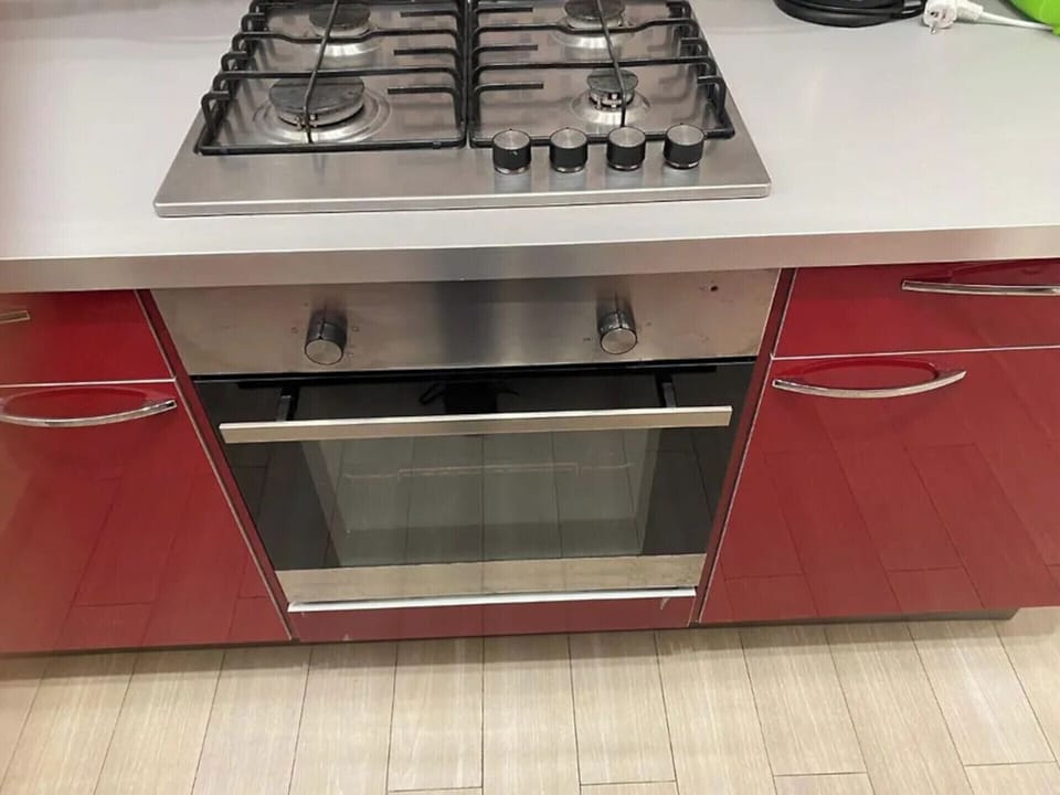 Oven