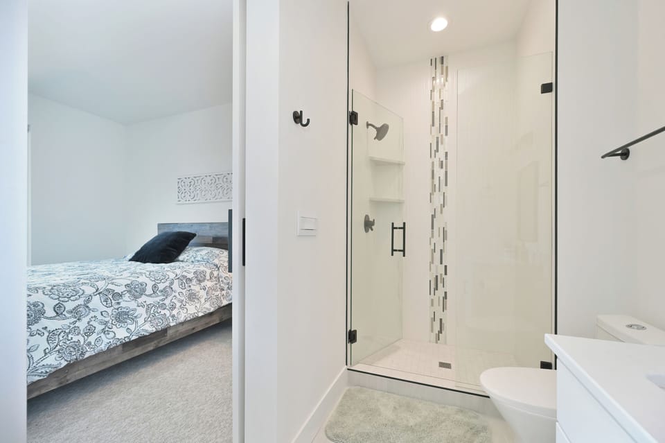 2nd Primary Ensuite