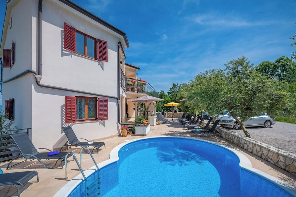 Holiday Home Swimming Pool