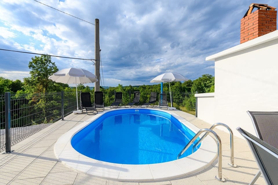 Holiday Home Swimming Pool