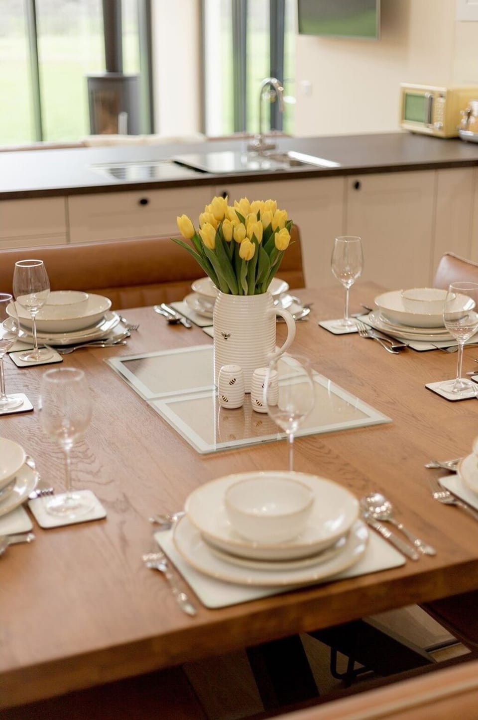 Furniture, Tableware, Table, Dining Room, Wood, Kitchen & Dining Room Table, Serveware, Interior Design, Dishware, Chair