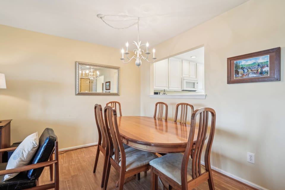 Main Level,Dining Area,