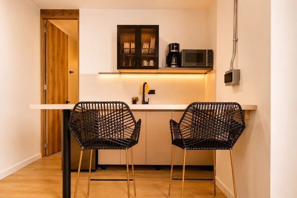 apartment loft in laureles, medellin digital nomads-3