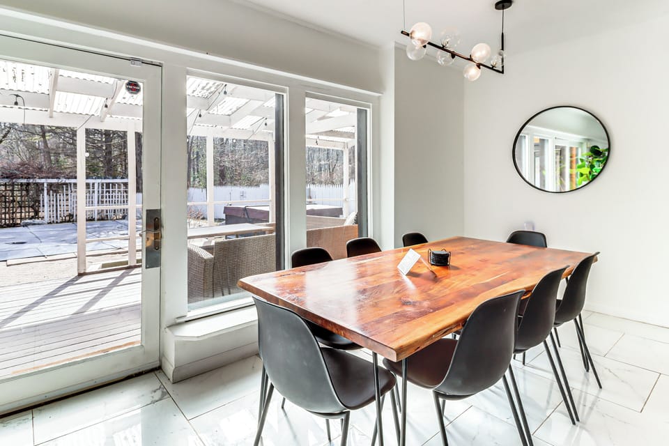 Dining Area | 1st Floor | Dishware/Flatware