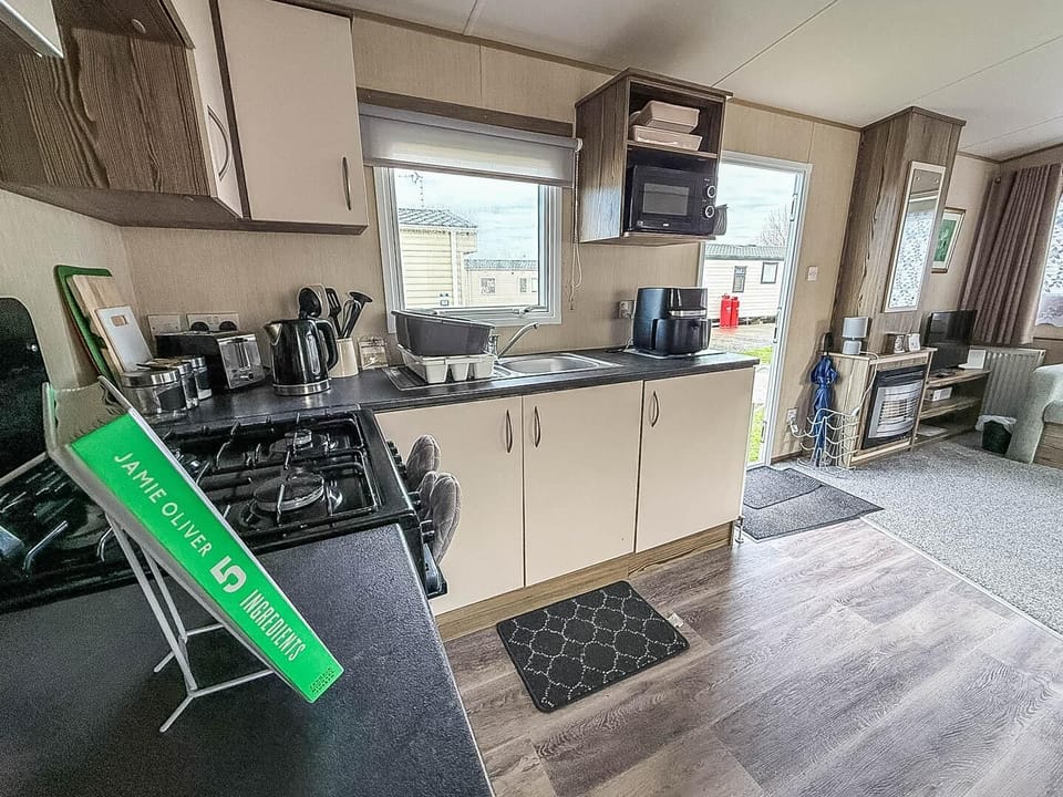 Make memories with your family on holiday at Broadland Sands Holiday Park Lowestoft, the perfect base for exploring Suffolk beaches UK and enjoying caravan holidays Suffolk.
