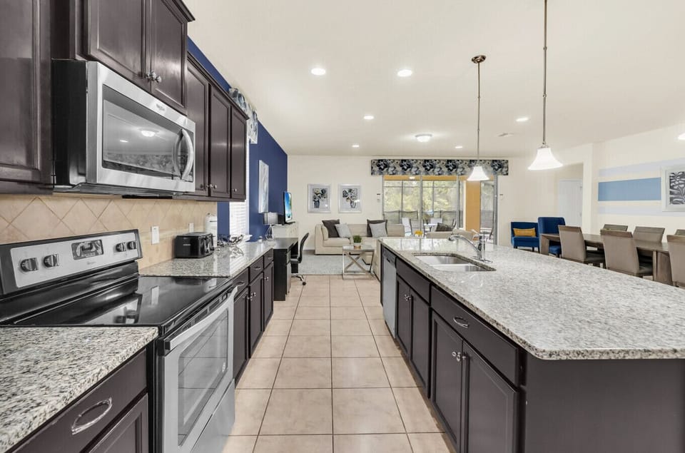 Large fully stocked kitchen