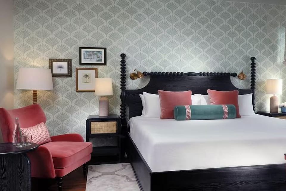 Unit with Queen size bed