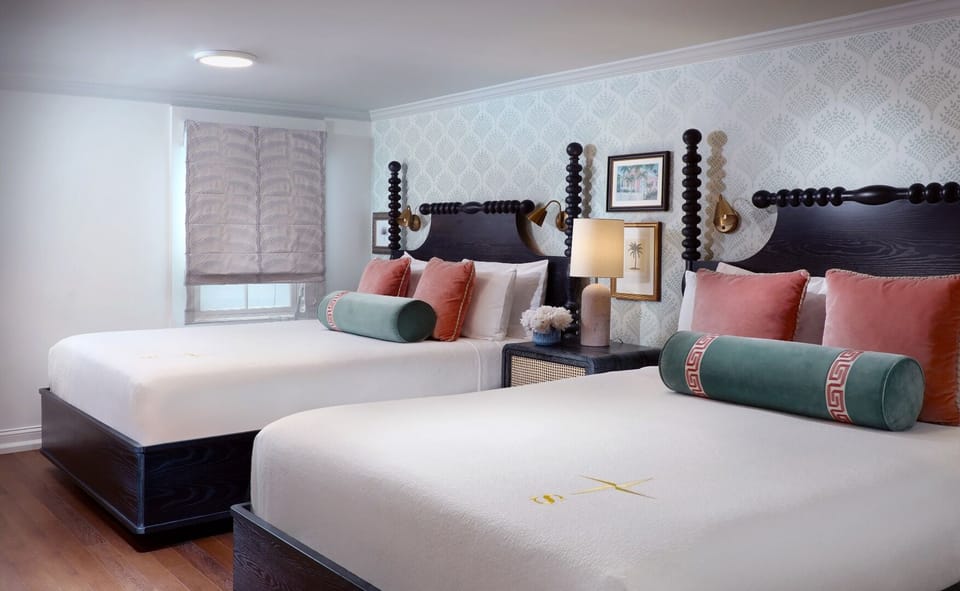 Unit with 2 Queen size beds