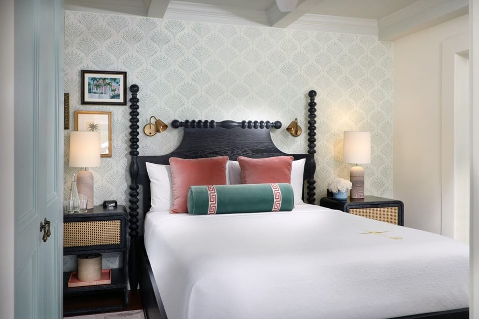 Unit with King size bed