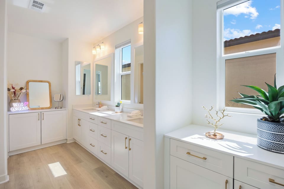Master Suite Bathroom