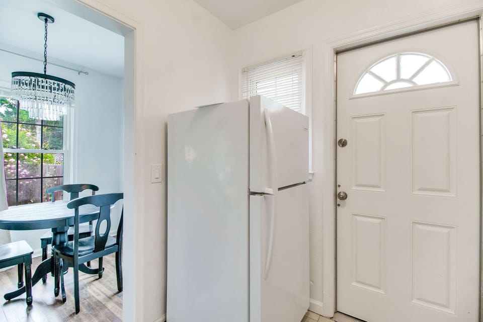 Modern, functional, and filled with all the dishware and essentials you'll need.