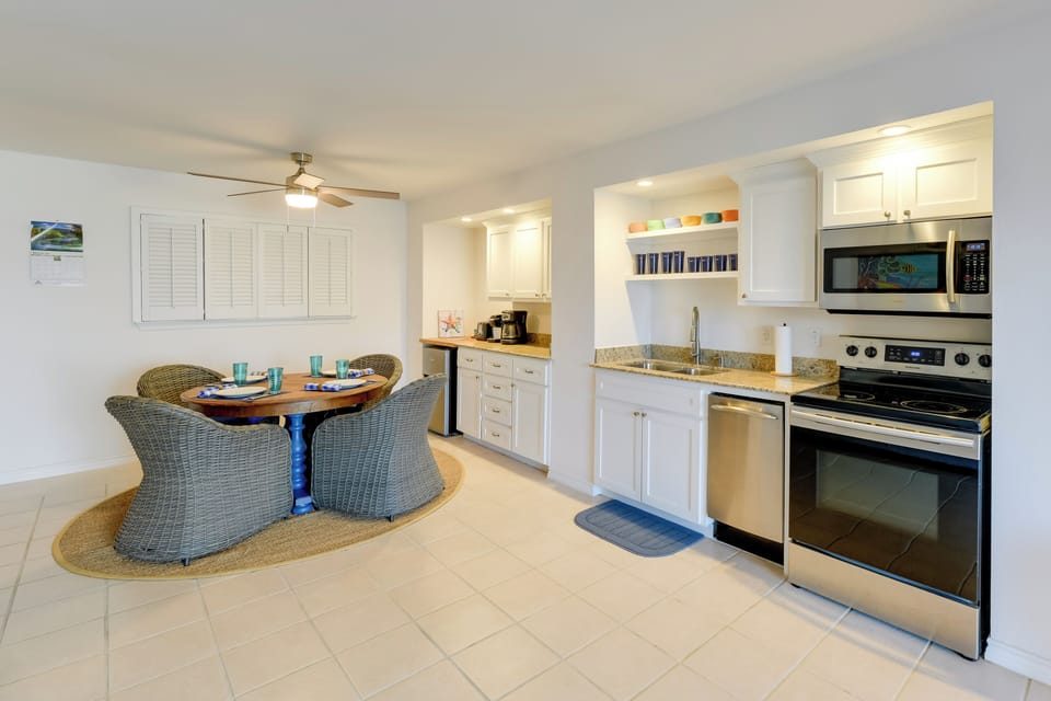 Kitchenette | Lower Level | Dining Area | Drip & Keurig Coffee Makers