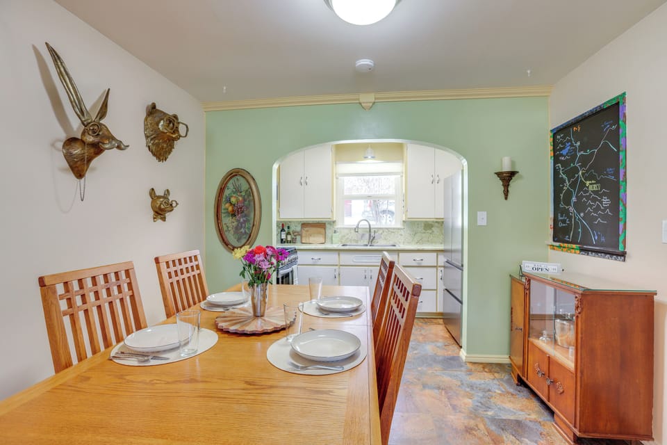Dining Area | Dishware/Flatware | Trash Bags/Paper Towels