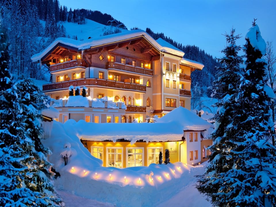 Holiday Home Exterior [winter]