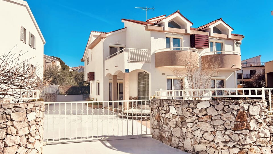 Parking in driveway of Villa.