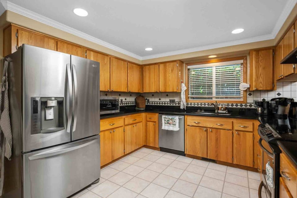 The kitchen is spacious and  well supplied. Enjoy the room to prepare a feast for the whole family.