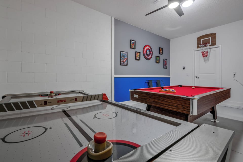 Garage game room