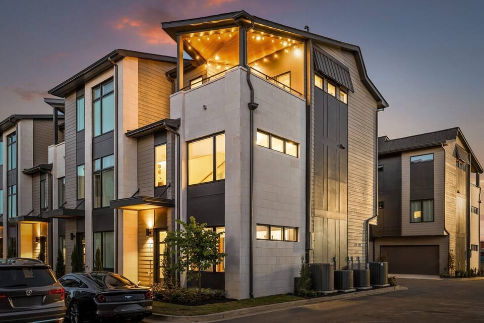 Townhouse 2 Twilight view