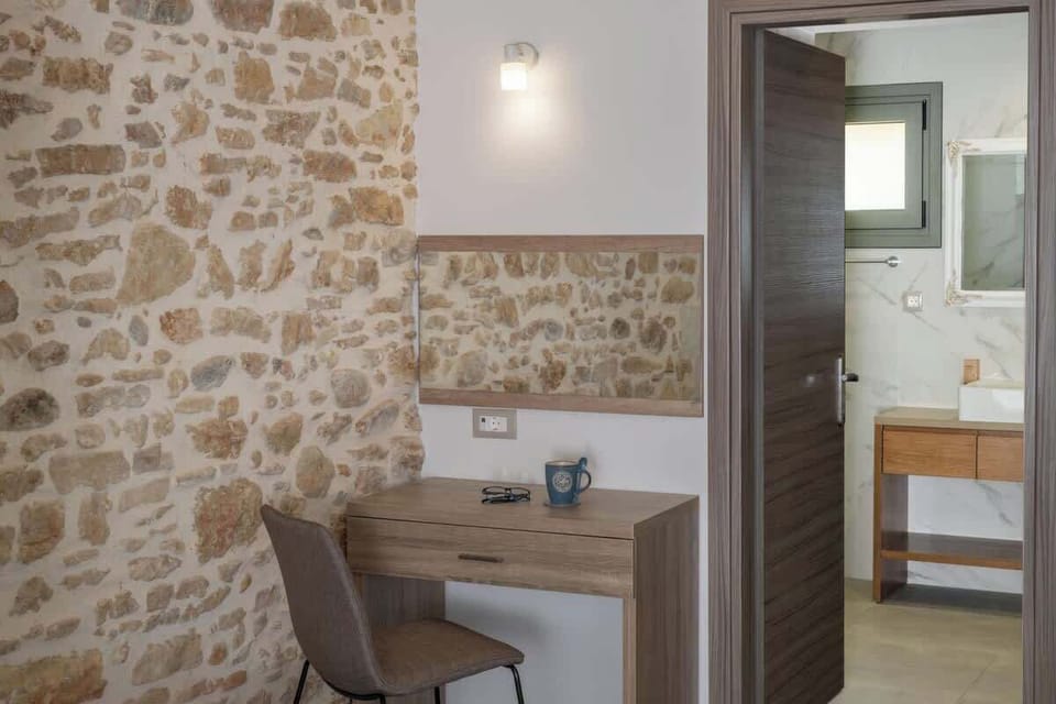 Bedroom Elegant Details