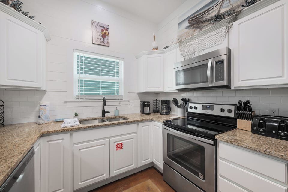 Well-Appointed Kitchen Designed for Creating and Serving Family Favorite Meals