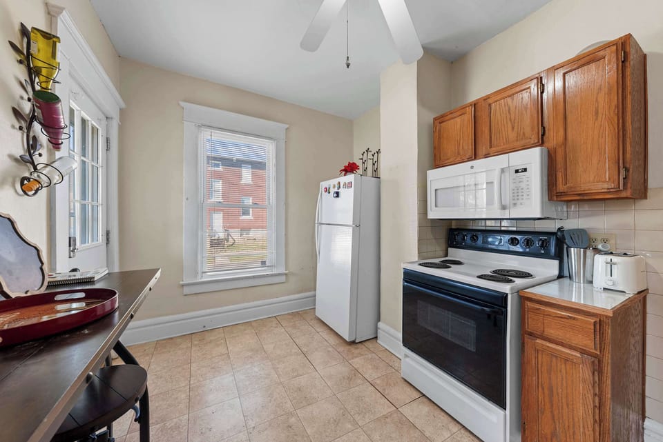 Prepare culinary masterpieces in the inviting, well equipped kitchen