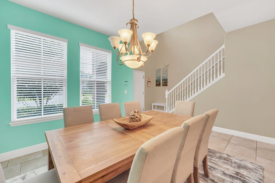 Elegant Formal Dining Area for Memorable Meals